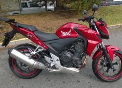 Vyplatil zálohu, motorku nedostal Honda