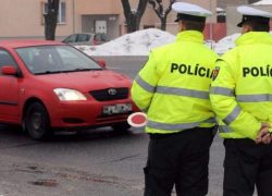 Prehľad zmien v novelizovanom zákone o cestnej premávke od 1. decembra Policajti